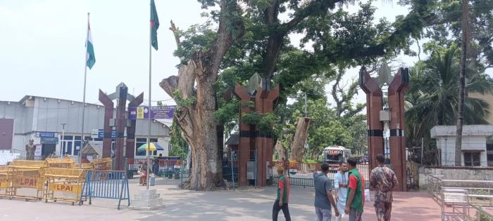 ১১ মাস ধরে বন্ধ ভারত-বাংলাদেশ বাণিজ্য বৈঠক, বেনাপোলে বাণিজ্যে স্থবিরতা